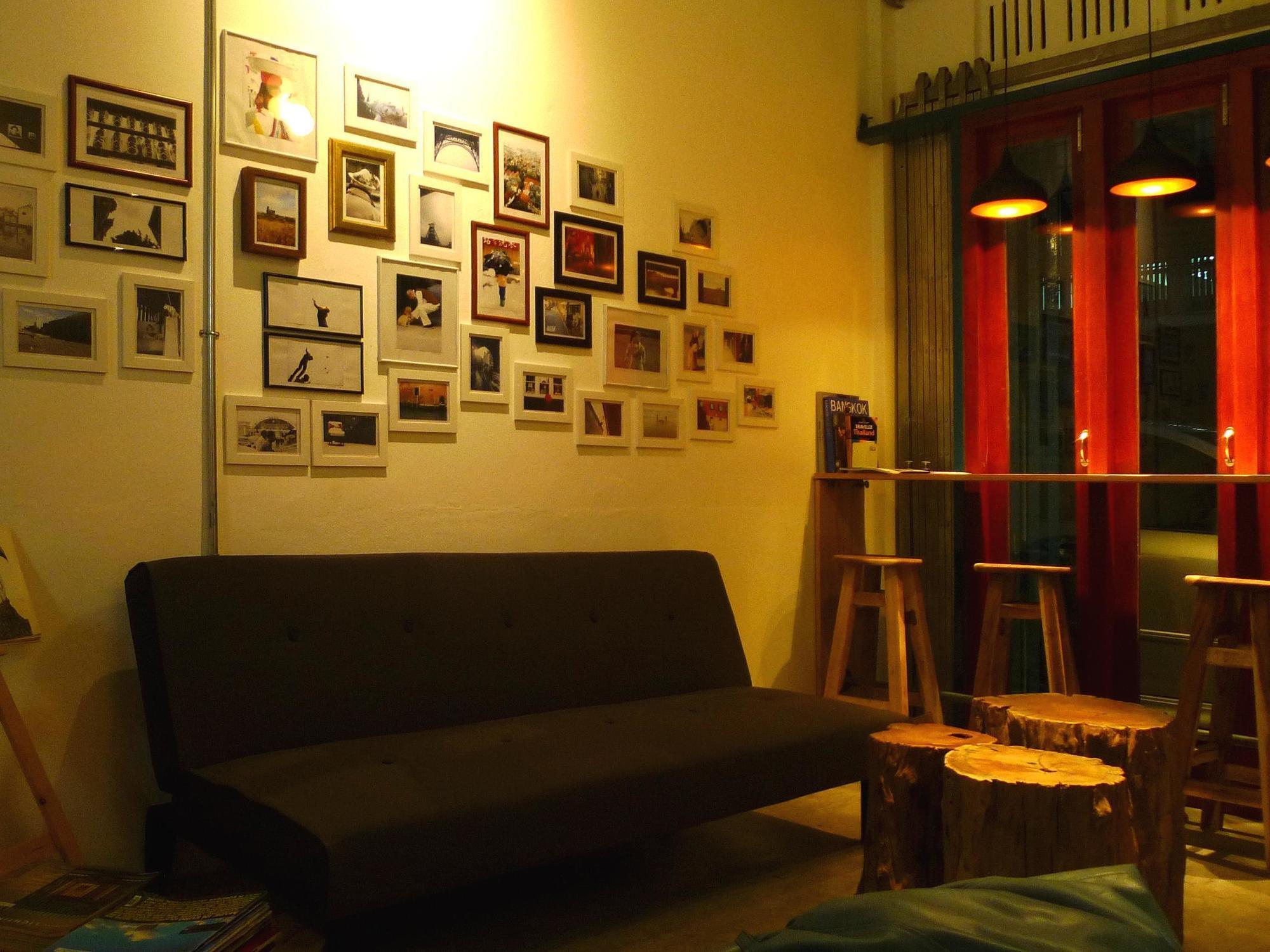 T-Boutique Hostel - Hua Lamphong Bangkok Bagian luar foto